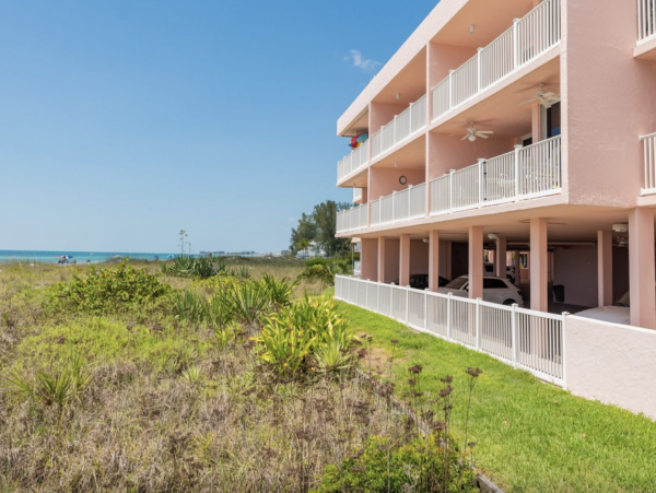 Stunning Bradenton Beach Condo Luxury